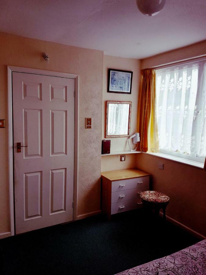 Malvern Hotel Сэнддаун Экстерьер фото